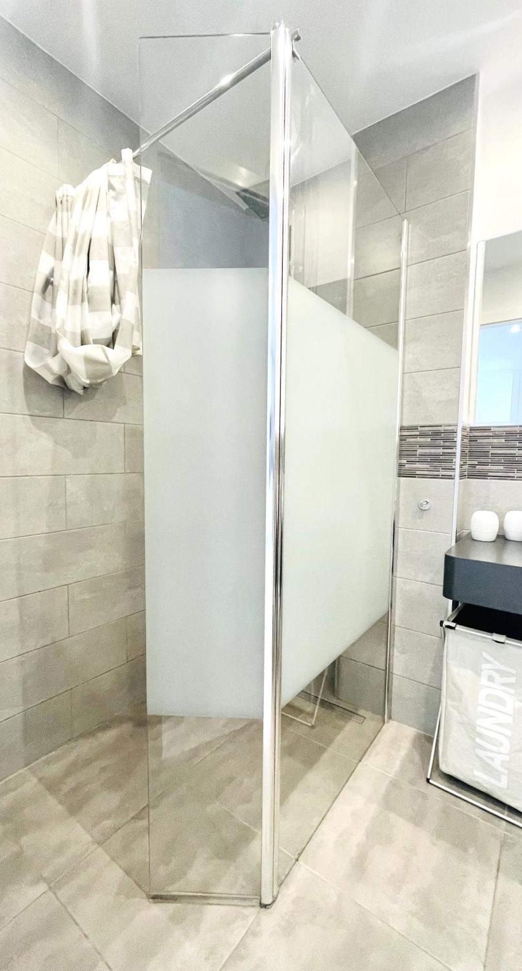 Modern Garden Apartment With A Fantastic Sea View And A Private Garden Sitio de Calahonda المظهر الخارجي الصورة