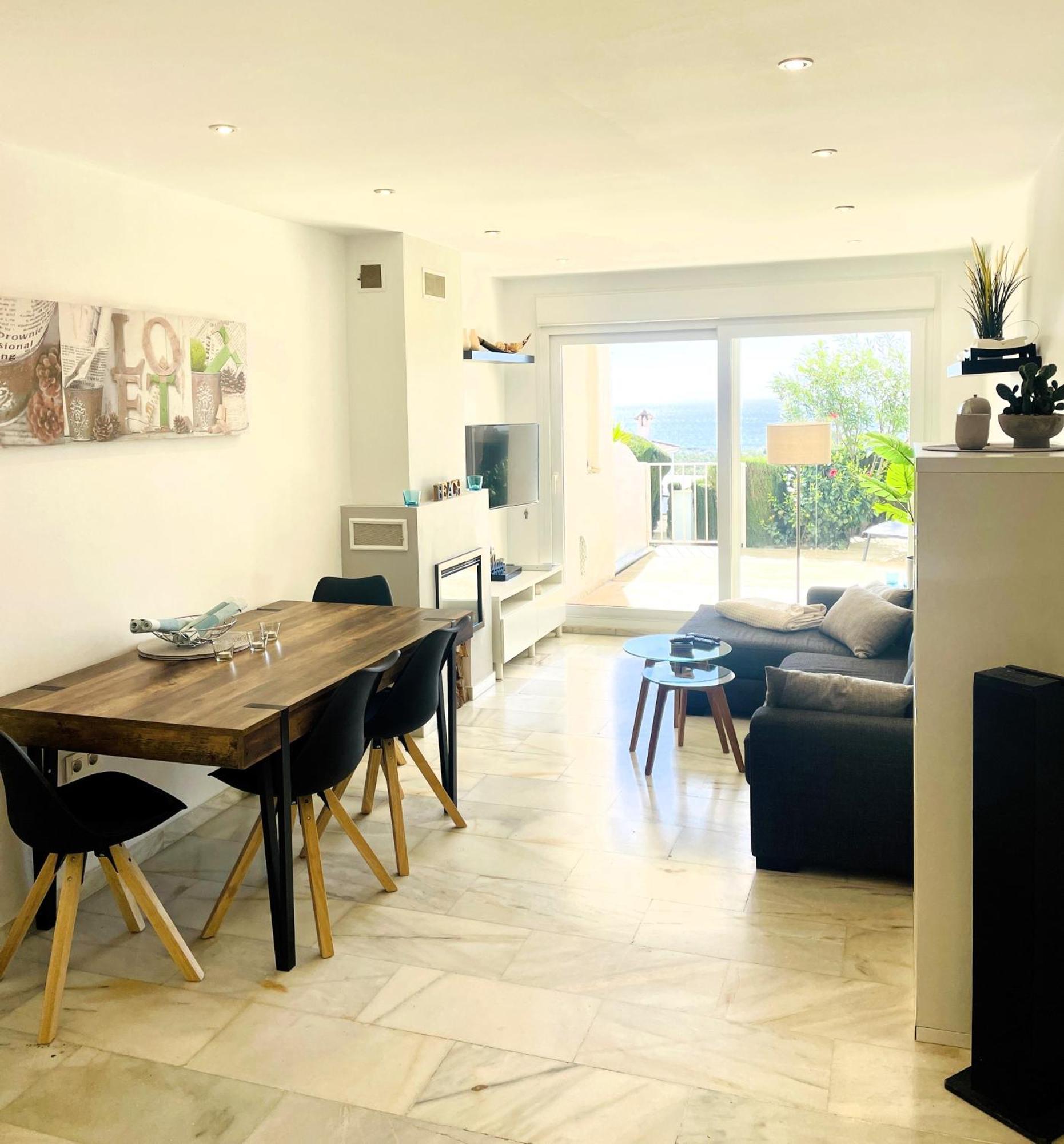 Modern Garden Apartment With A Fantastic Sea View And A Private Garden Sitio de Calahonda المظهر الخارجي الصورة